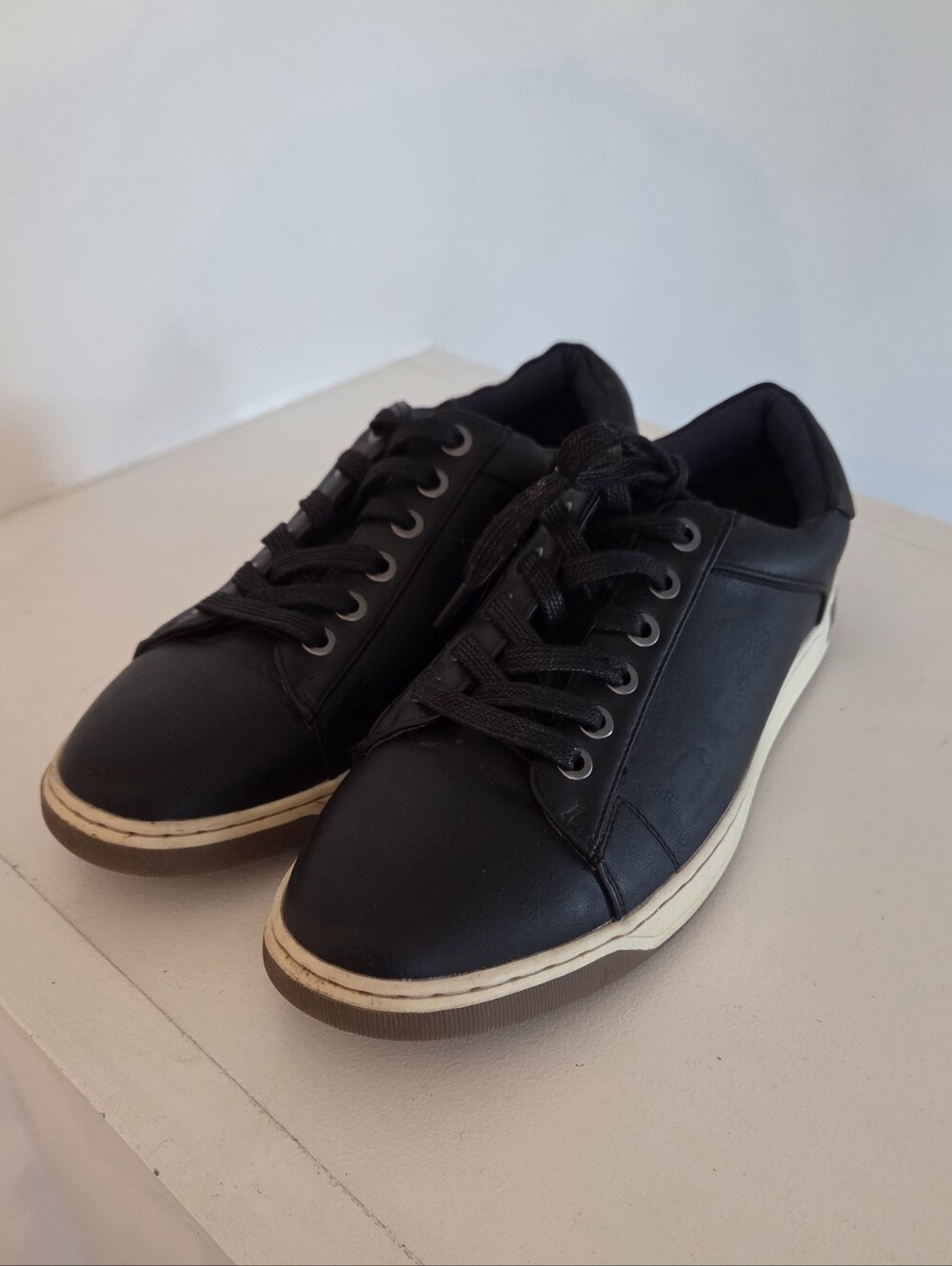 Men's Black Casual Low-Top Sneakers